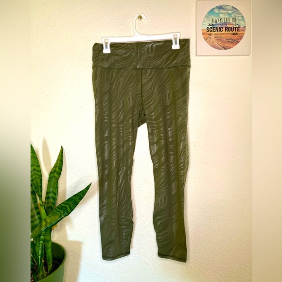 Fabletics Powerhold Leggings - Picture 1 of 5